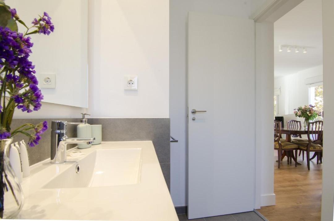 2 Bedrooms 2 Bathrooms Furnished - Bernabeu - Business Area With Terrace - Minty Apartamento Madrid